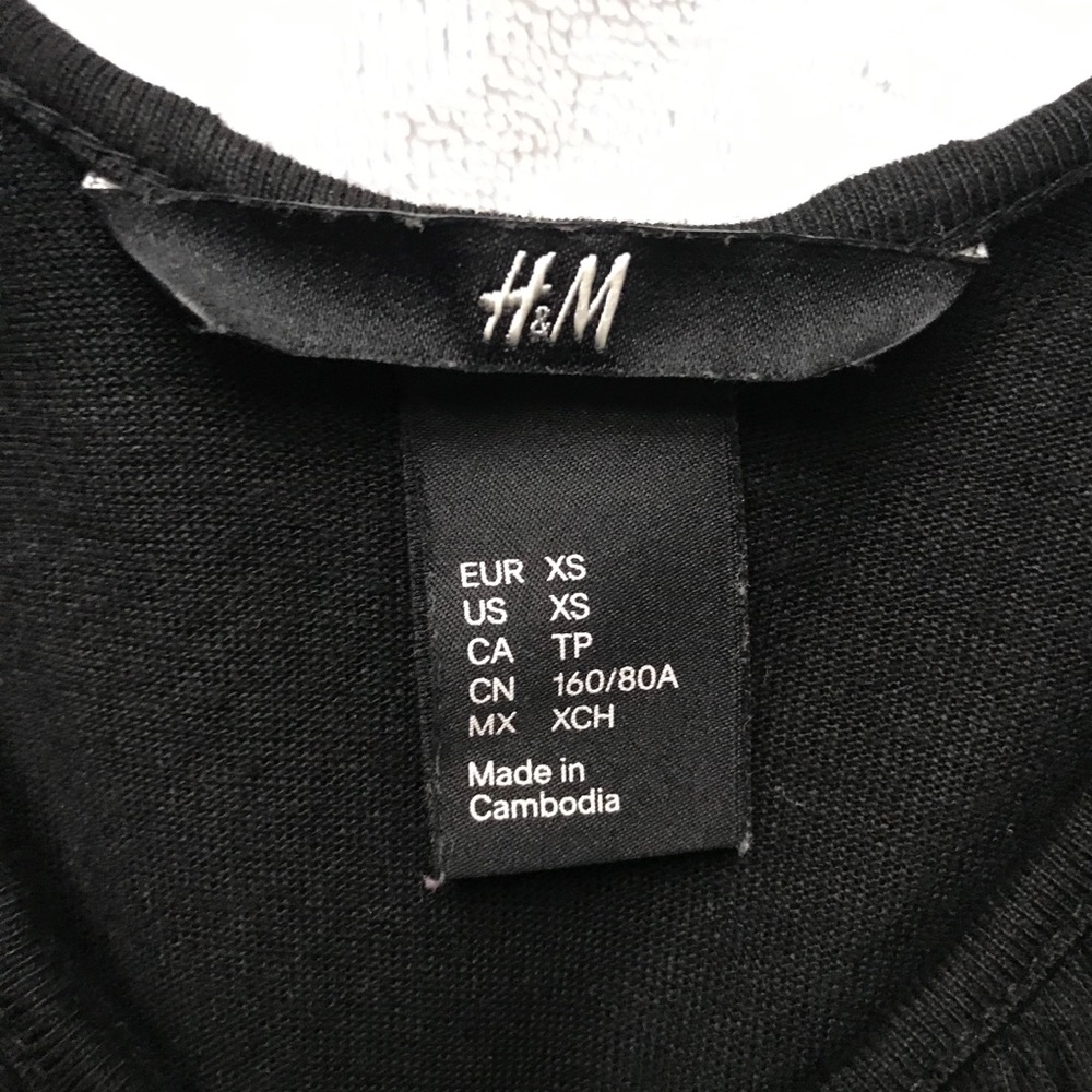 Basic Ruffled Maxi Dress - Picture 4 of 5